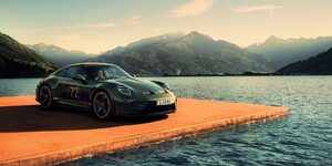 特別なグリーンカラーが誇らしい。ポルシェ「911 GT3」に新たなコレクターズカー