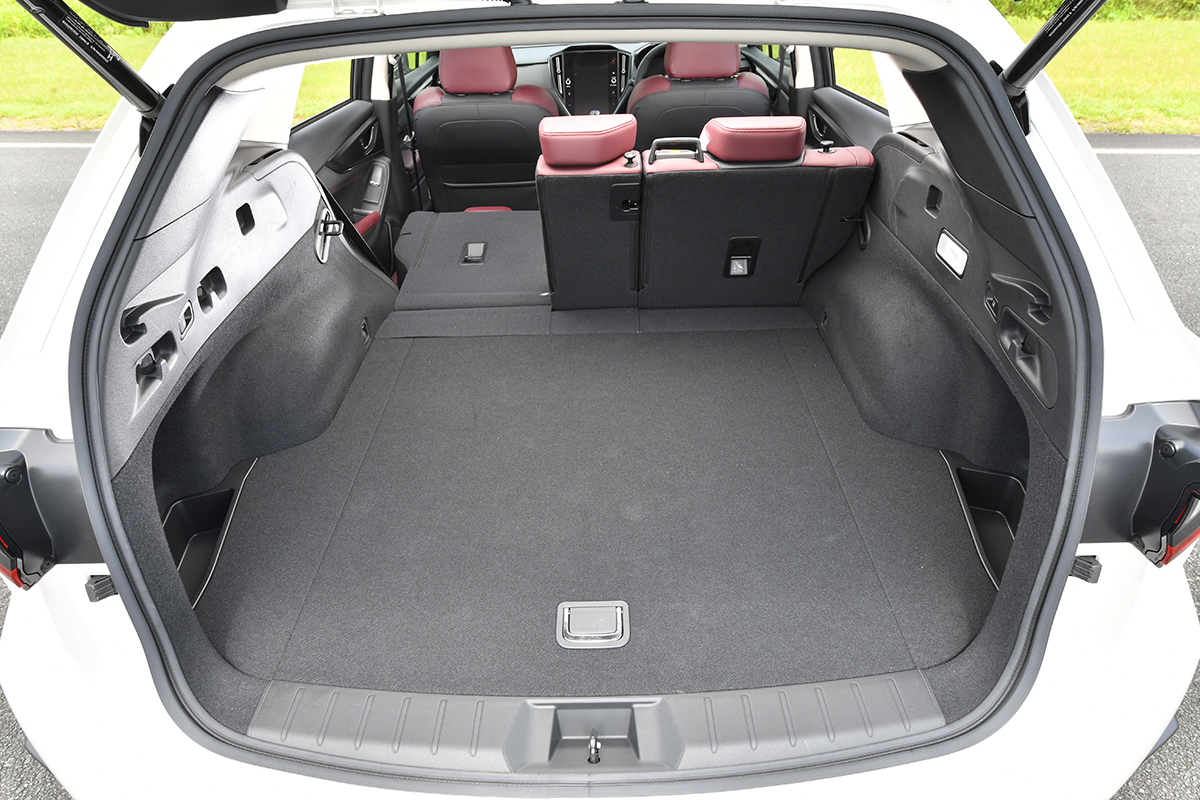 スバル車の車中泊王はどれ フォレスター アウトバック レヴォーグ を比べてみた Auto Messe Web 自動車情報サイト 新車 中古 車 Carview