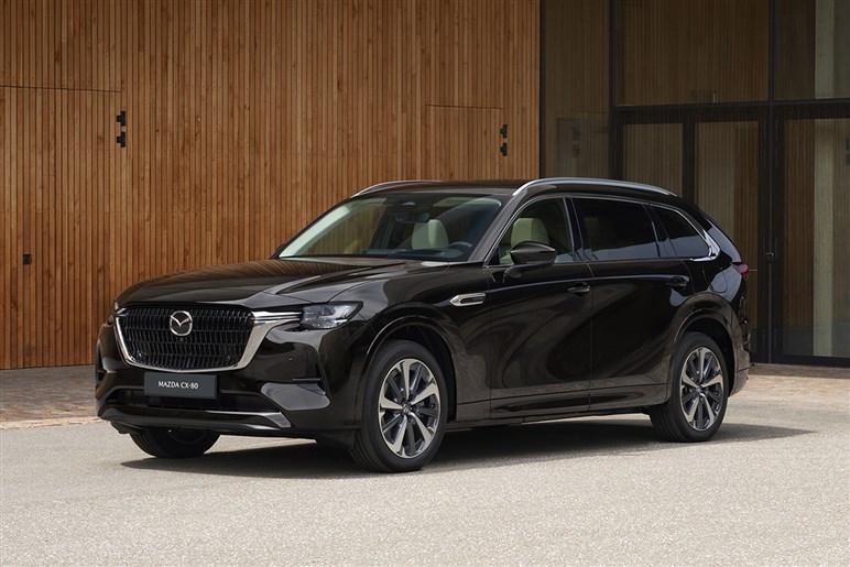 【ジャパンタクシーにも台数負け】マツダ渾身の「CX-60」今年大苦戦のワケ。切り札はあるか？