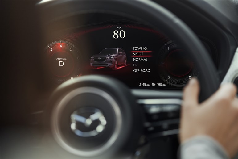 【ジャパンタクシーにも台数負け】マツダ渾身の「CX-60」今年大苦戦のワケ。切り札はあるか？