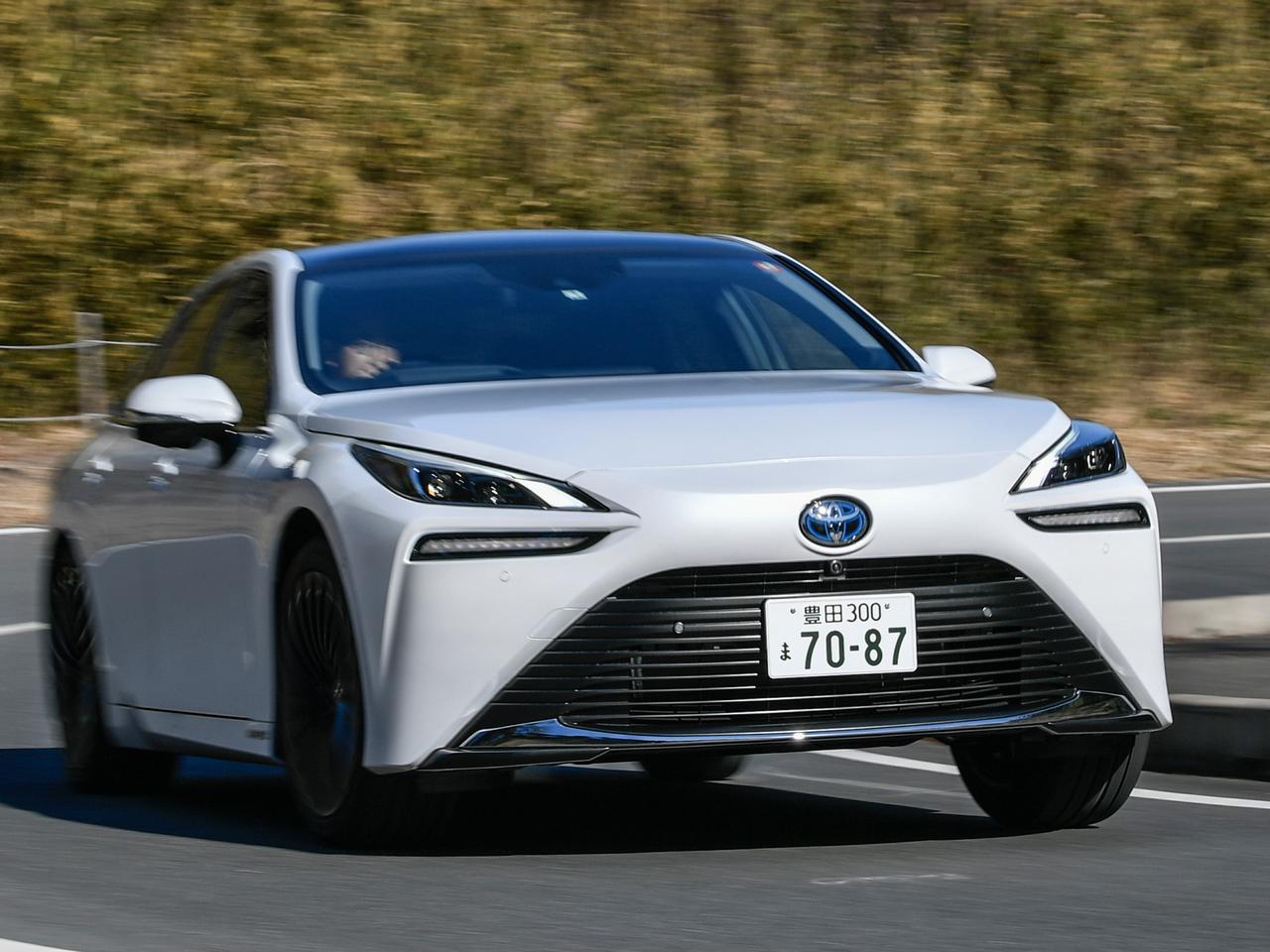試乗 新型トヨタ Miraiは環境に優しく 走りも愉しい新時代のプレミアムカー Webモーターマガジン 自動車情報サイト 新車 中古車 Carview