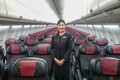 「スチュワーデス」ではダメなのでしょうか…？ 「旅客機の客室乗務員=CA」に名称が変わるまでの経緯