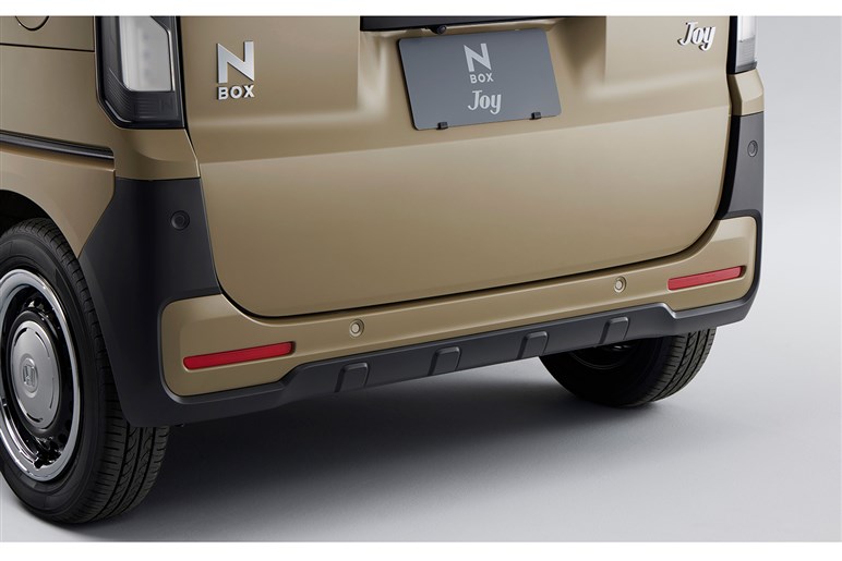 ホンダ「N-BOXジョイ」9月27日発売　他グレードやライバルの“アウトドア風モデル”と価格を比較してみた