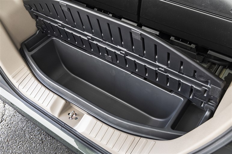 ホンダ「N-BOXジョイ」9月27日発売　他グレードやライバルの“アウトドア風モデル”と価格を比較してみた