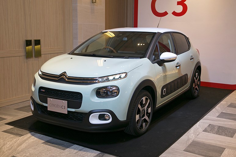 新型シトロエンc3発売 カクタス譲りのユニークなフレンチ デザイン Carview 自動車情報サイト 新車 中古車 Carview