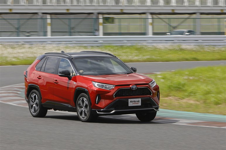 これはハリアーより…RAV4 PHVは新世代システム搭載で0-100＝6秒、EV航続距離95kmの充実スペック