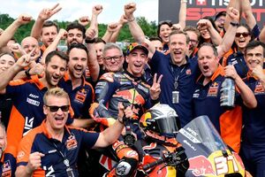 【MotoGP】苦戦続いたアコスタ、今季初のスプリント表彰台「人生で一番暗いシーズンだったから、超嬉しい」