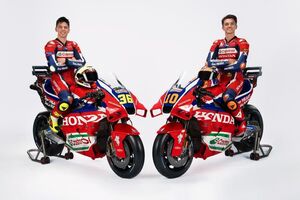 ホンダMotoGP、カラーリング一新。レプソルの離脱で、象徴的なHRCカラーに