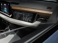 10分充電で最大255km走れます！ アウディの新型SUV「Q6 e-tron」は最新技術が満載