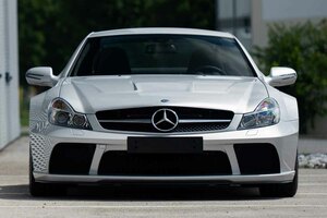 6000万円弱でメルセデス・ベンツ「SL65 AMG ブラックシリーズ」が落札！ 350台限定、新車時から1000万円ちょっとのプレ値なら安いくらい!?