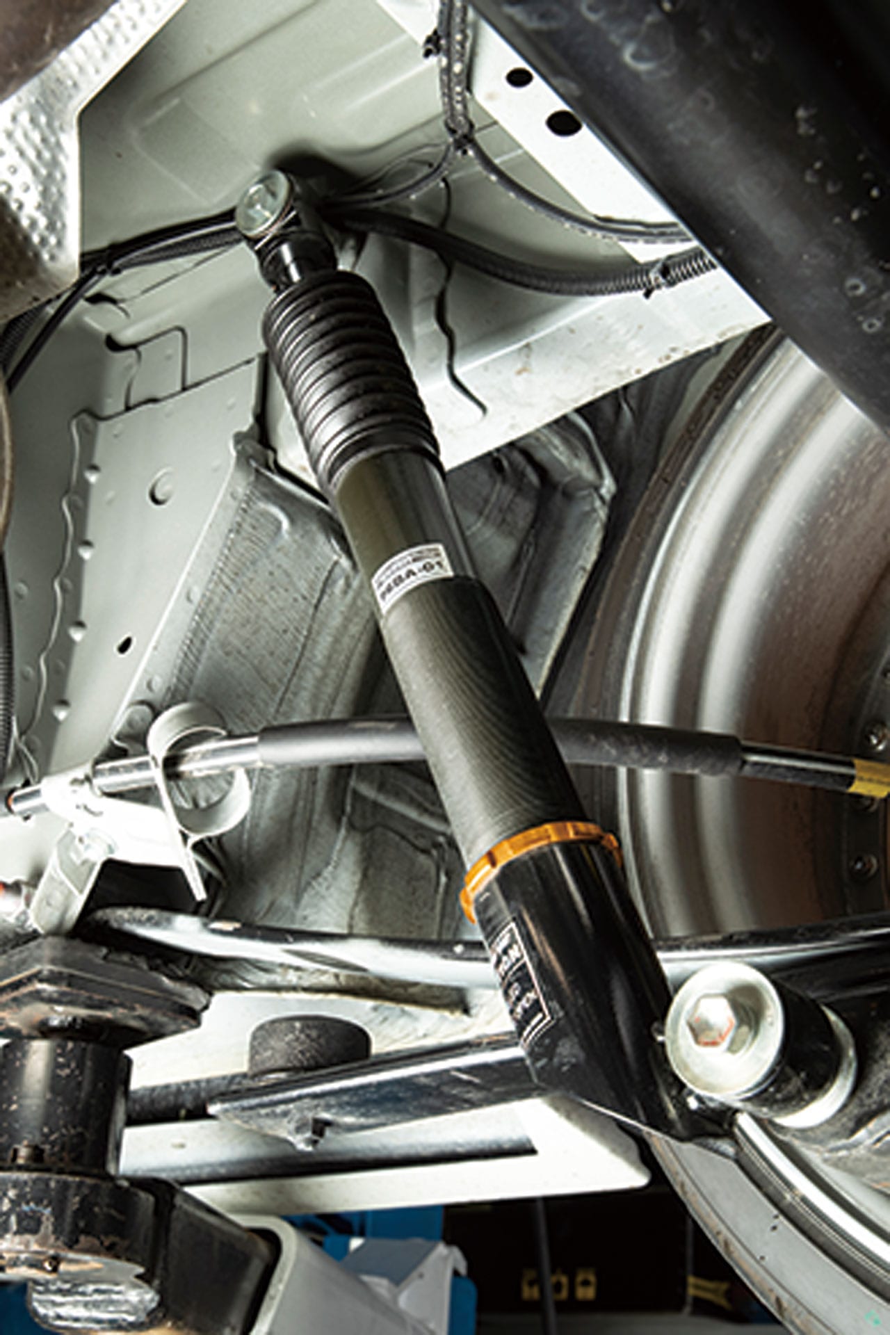 お得なスタビ付きに一新！ ハイエース専用エアサスキット｜AIR FORCE SUSPENSION JAPAN（スタイルワゴン・ドレスアップナビ