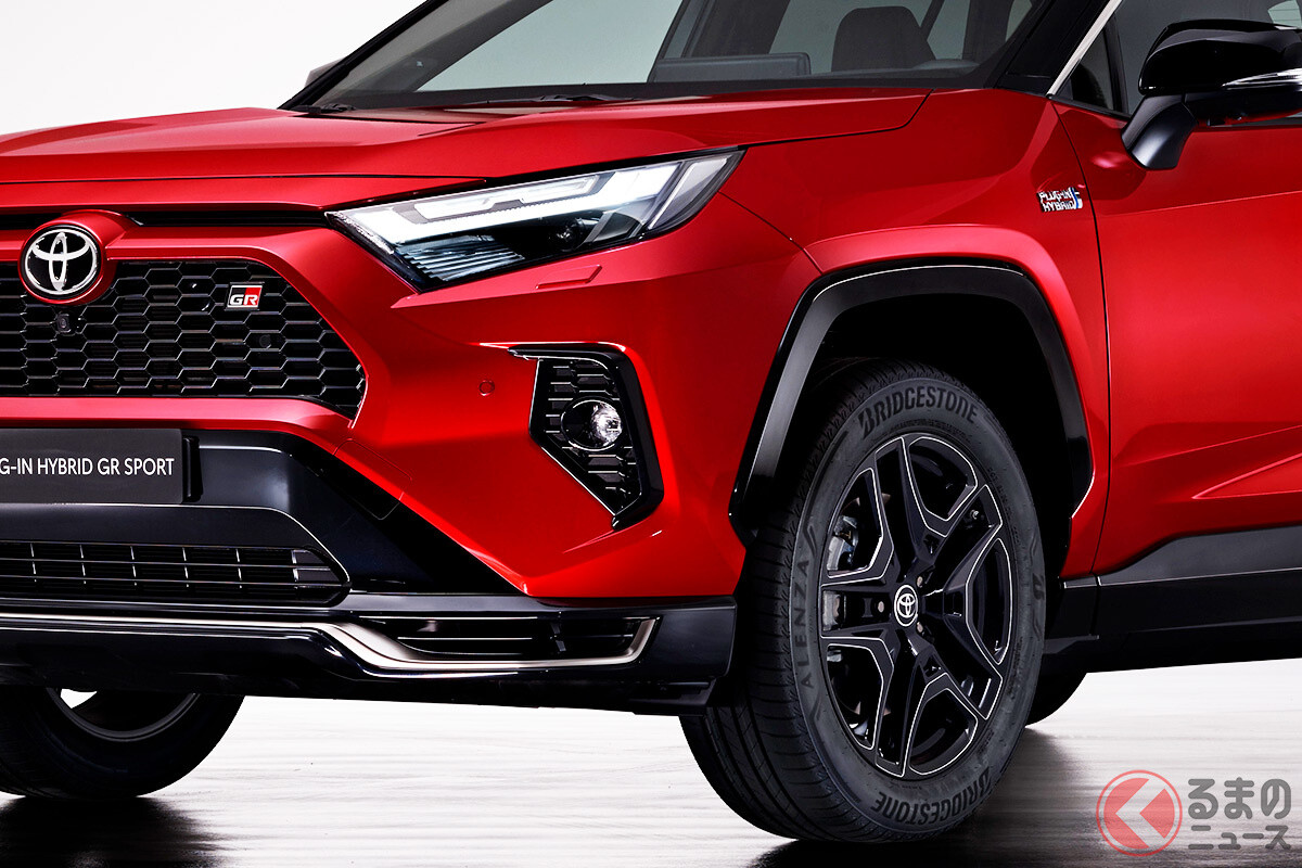 激的カッコいいトヨタ新「RAV4」出た！ 新型「RAV4 GRスポーツ」欧州発表！ どんな姿で登場？