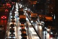 東名・第三京浜の通行止めで「東京脱出」困難に!?  多摩川を超える「国道246号」交通殺到の現場は クラクションもあちこちで