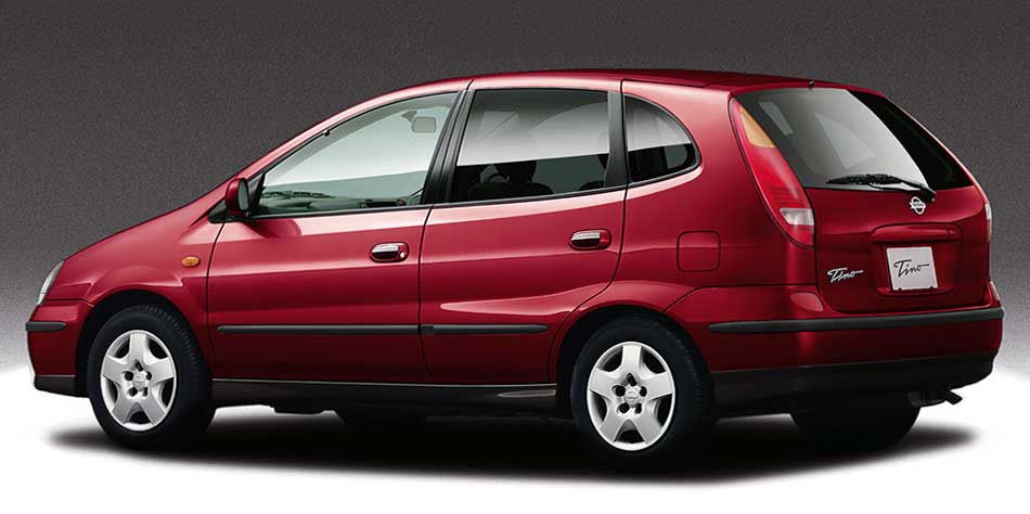 一代限りの意欲作 日産 ティーノの 2列6人乗り はなぜ受け入れられなかったのか 偉大な生産終了車 ベストカーweb の写真 4ページ目 自動車情報サイト 新車 中古車 Carview