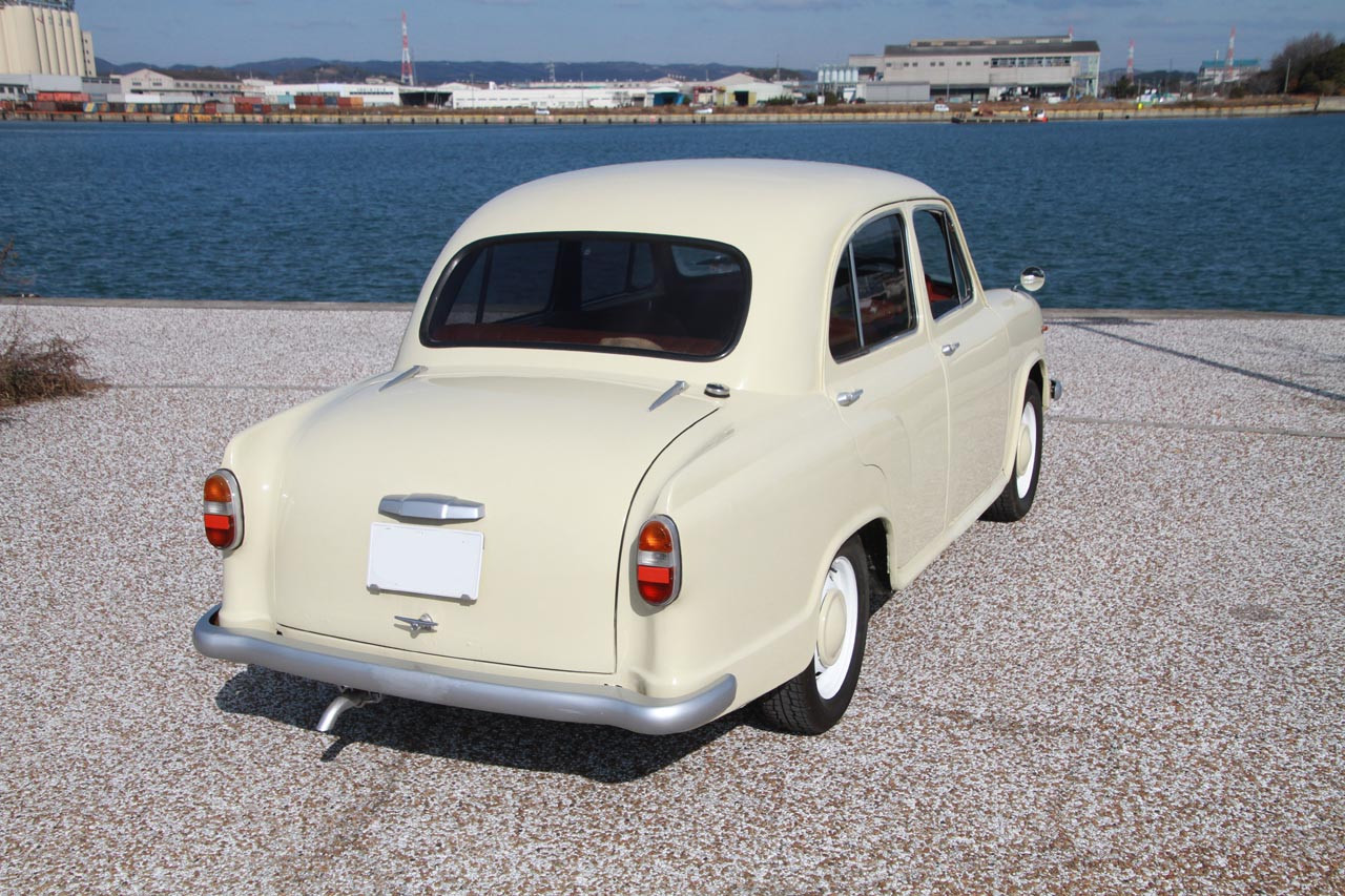 吉田一郎さん 64歳 の愛車 約60年間生産されたインドの国民車 ヒンドゥスタン アンバサダーが復活を遂げるまで 外車王soken 自動車情報サイト 新車 中古車 Carview
