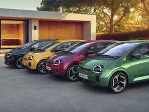 愛され系コンパクト「ルノー トゥインゴ」が初代のイメージでEV「E-Tech electric」に転生！ 2万ユーロ未満で見た目も価格もチャーミングだ