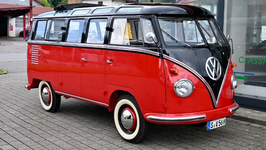 【このT1サンバ バスなんぼ？】ひょえー高ーい　このほぼ70年前のVWサンバ バスの値段ですか？たったの2千362万円です　なんで？