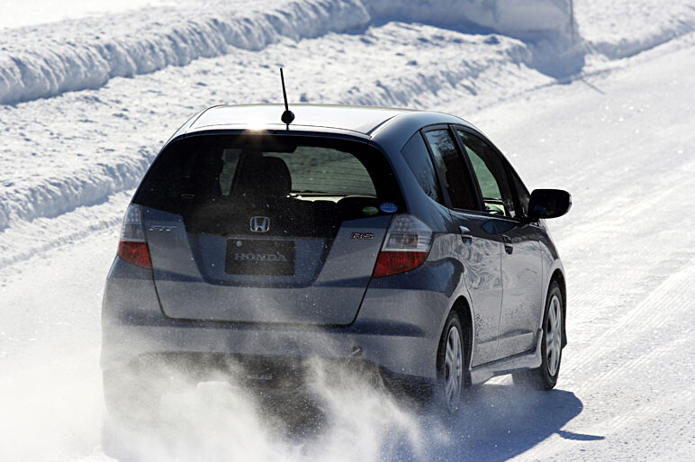 雪上裏ハイテク試乗会で 隠れたホンダイズム体感