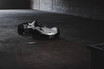 F1より遙かに軽い500kg台の超軽量マシン！　公道を走れることに違和感しかない「BAC MONO」って何もの？