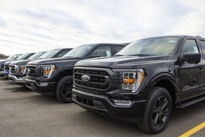 日本政府がアメ車のピックアップトラックを購入検討ってマジか！　トランプに押されたとしても……ナゼに「フォードF-150」なのか？