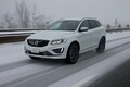 ボルボの最新ダブル過給エンジンのパワーは？　XC60 T6で雪道ドライブ