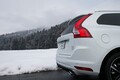 ボルボの最新ダブル過給エンジンのパワーは？　XC60 T6で雪道ドライブ