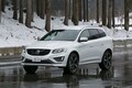 ボルボの最新ダブル過給エンジンのパワーは？　XC60 T6で雪道ドライブ