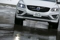ボルボの最新ダブル過給エンジンのパワーは？　XC60 T6で雪道ドライブ