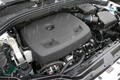 ボルボの最新ダブル過給エンジンのパワーは？　XC60 T6で雪道ドライブ