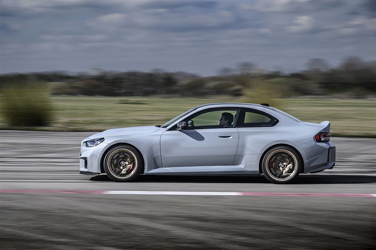 BMWがこう作っていたら… G87型「M2」を“もう一段階進化”させたCGデザインが秀逸