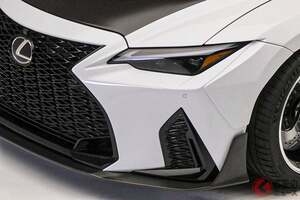 レクサス「“2人乗り”スポーツセダン」がスゴい！ 600馬力超え「V6ツインターボ」搭載のFRモデル！ ド迫力ワイドボディもカッコいいカスタムモデル「IS600＋」に注目！