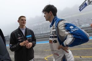 今季SFに参戦した4人の外国人ドライバー、悲喜こもごもの2025シーズンを振り返る｜英国人ジャーナリスト”ジェイミー”の日本レース探訪記