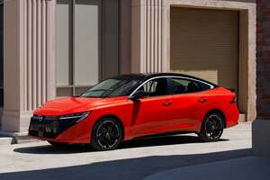 日産が新型セダン「セントラ」を発表！ 「サニー」北米版も9代目に。Vモーショングリル進化でデザイン刷新【新車ニュース】