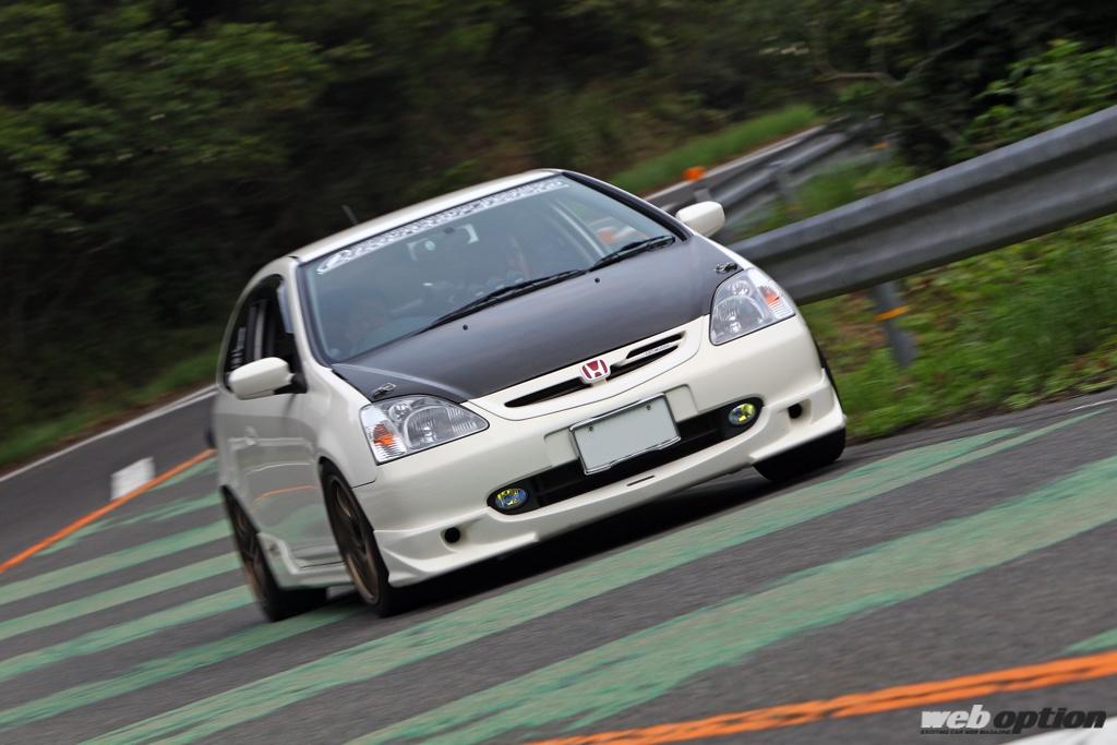 このep3シビックタイプrは過激すぎる 2 5lハイコンプvtecエンジンが生み出す圧巻のパフォーマンス Web Option 自動車情報サイト 新車 中古車 Carview