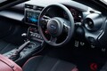 MTあり！ スバル新型「スポーツカー」発表！ 走行性能アップ＆高揚感ある“サウンド”採用の新型「BRZ」登場