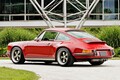 シンガーが再創造したポルシェ「911」は1億円はくだらない…!? 1台1台オーダーメイドで作られる芸術品の細部とは？