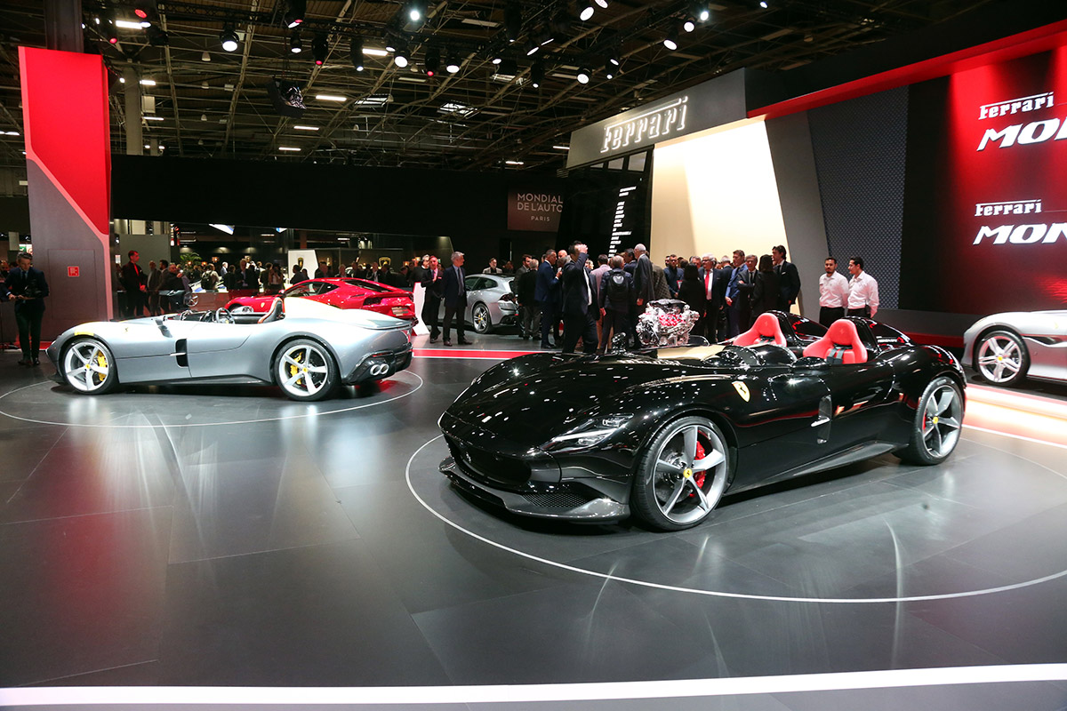 フェラーリ 新コンセプト Icona から Monza Sp1 Sp2 パリモーターショーで公開 Auto Prove 自動車情報サイト 新車 中古車 Carview