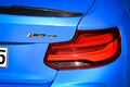 BMW M2に加わる頂点グレードのM2 CSはカーボンも多用しコンペティションの400万円高