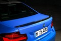 BMW M2に加わる頂点グレードのM2 CSはカーボンも多用しコンペティションの400万円高