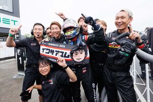岩佐歩夢、スーパーフォーミュラ初優勝もココがはじまり……目標のチャンピオンへ「あとは全力プッシュしていくだけ」