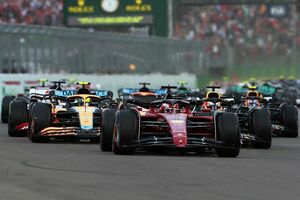 FIA、2023年のF1スプリント増加保留は「金儲けのためではない」と釈明