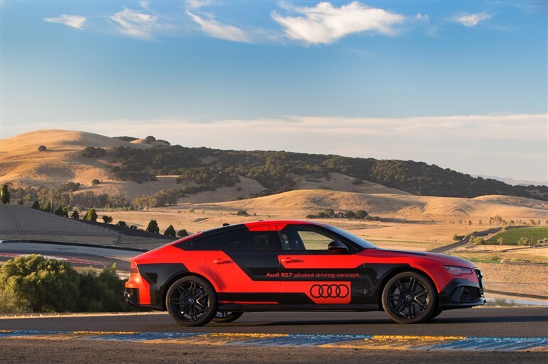 注目の「自動運転」、各メーカーが考える未来のクルマ社会とは？