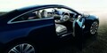 メルセデス・ベンツEクラスクーペが「リモートパーキングアシスト」を含む「メルセデスミーコネクト」を全車標準装備！