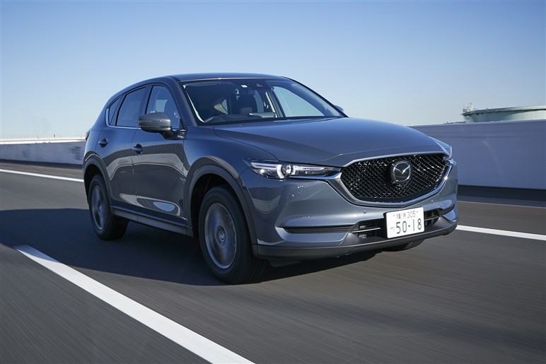 マツダ CX-5が小変更。ディーゼルの出力向上やペダルの踏力調整、センター画面の大型化など