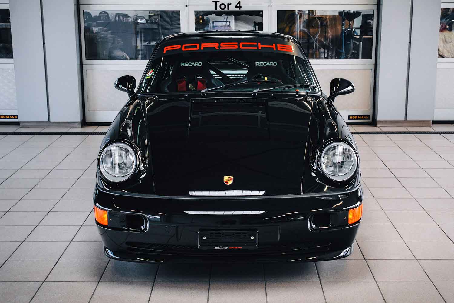 なぜ羽根の付かないポルシェ「911」が4000万円オーバー!? たった290台しか生産されなかった「911カレラRS N/GT」でした