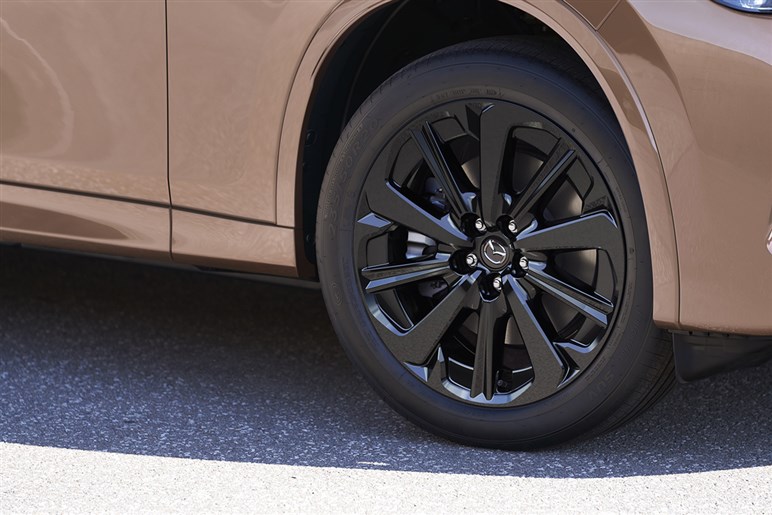 【実際どうなの？】マツダ「CX-80」オーナーの声…乗り心地は“かなり高評価”も、不満はデジタル機能に集中