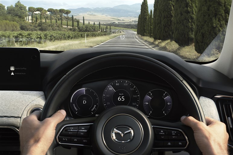 【実際どうなの？】マツダ「CX-80」オーナーの声…乗り心地は“かなり高評価”も、不満はデジタル機能に集中