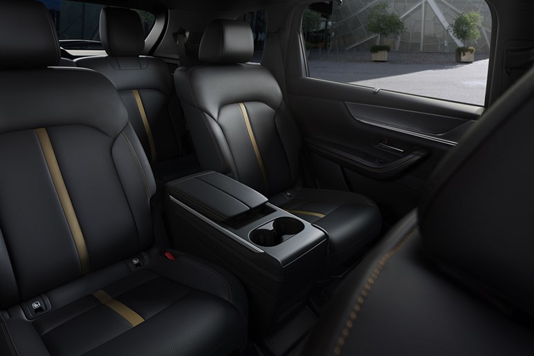 【実際どうなの？】マツダ「CX-80」オーナーの声…乗り心地は“かなり高評価”も、不満はデジタル機能に集中
