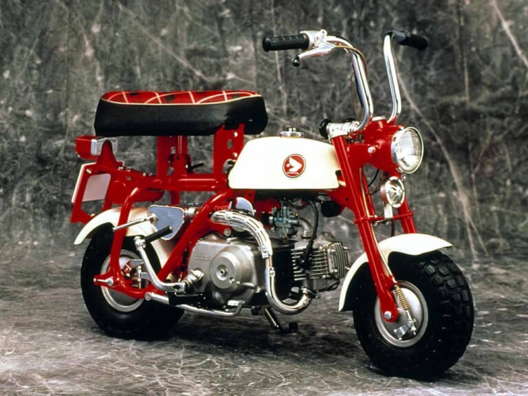 ホンダ モンキー125 の23年モデルが登場 チェック柄シートの神カラー 欧州 Webヤングマシン 自動車情報サイト 新車 中古車 Carview