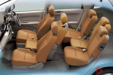 ホンダ斬新「“2列6人乗り”ミニバン」に反響殺到！ 全長4.3m×全幅1.8mの“ちょうどいい仕様”に「“前列3人掛け”は便利そう」「もっと評価されるべき」の声も！ “前傾デザイン”も特徴的な「エディックス」に熱視線！